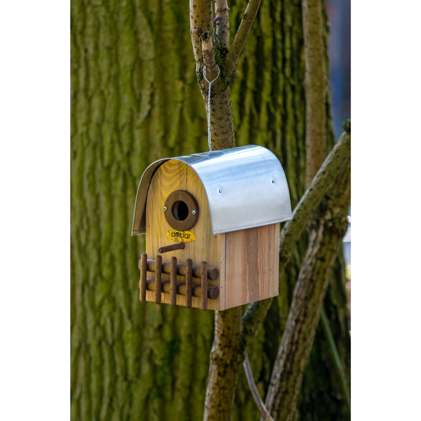 Art. 22513FSCe - Nistkasten "Rundhaus" mit Alu-Dach | Bernstein - Luxus-Vogelhaus.de