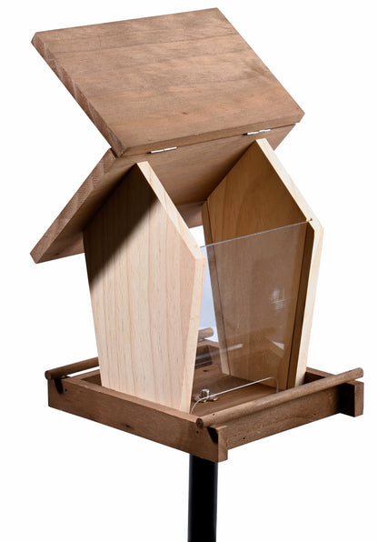 Detailansicht des Acrylglassilos des Vogelfutterhauses für optimalen Schutz des Futters vor Witterungseinflüssen.
