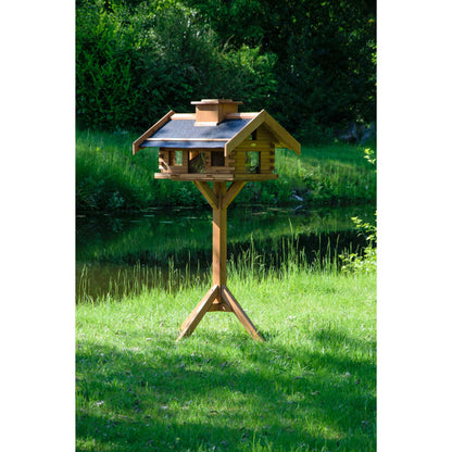 Handgefertigte XXL-Vogelvilla aus FSC®-zertifiziertem Holz, perfekt für eine Vielzahl von Wildvögeln.
