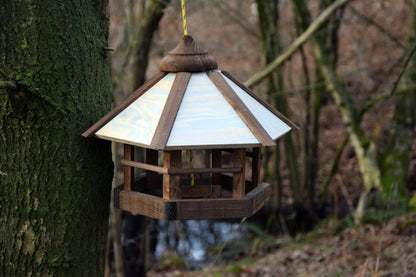 Art.21390 - Vogelfutterhaus Sechseck dunkelbraun im "Natural Camouflage" - Design - Luxus-Vogelhaus.de