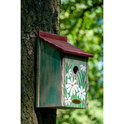 Vogelhaus mit 30 mm Einflugloch, ideal für Kohlmeisen und Blaumeisen, handbemalt und nachhaltig produziert.